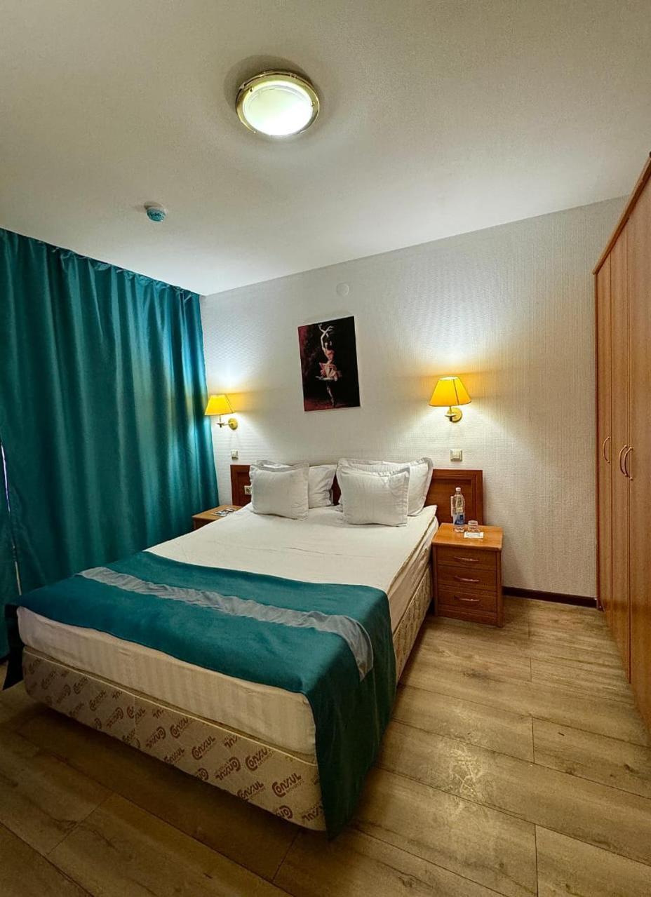 Green Hotel Atiraw Buitenkant foto